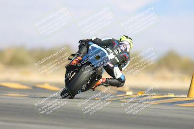 media/Jan-10-2025-CVMA Friday Practice (Fri) [[489e0da257]]/Group 4 and Trackday/Session 4 (Turn 16)/